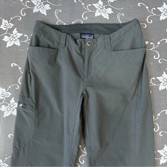 Patagonia Quandary Grey  Hiking Pant Sz 4 - Picture 4 of 13